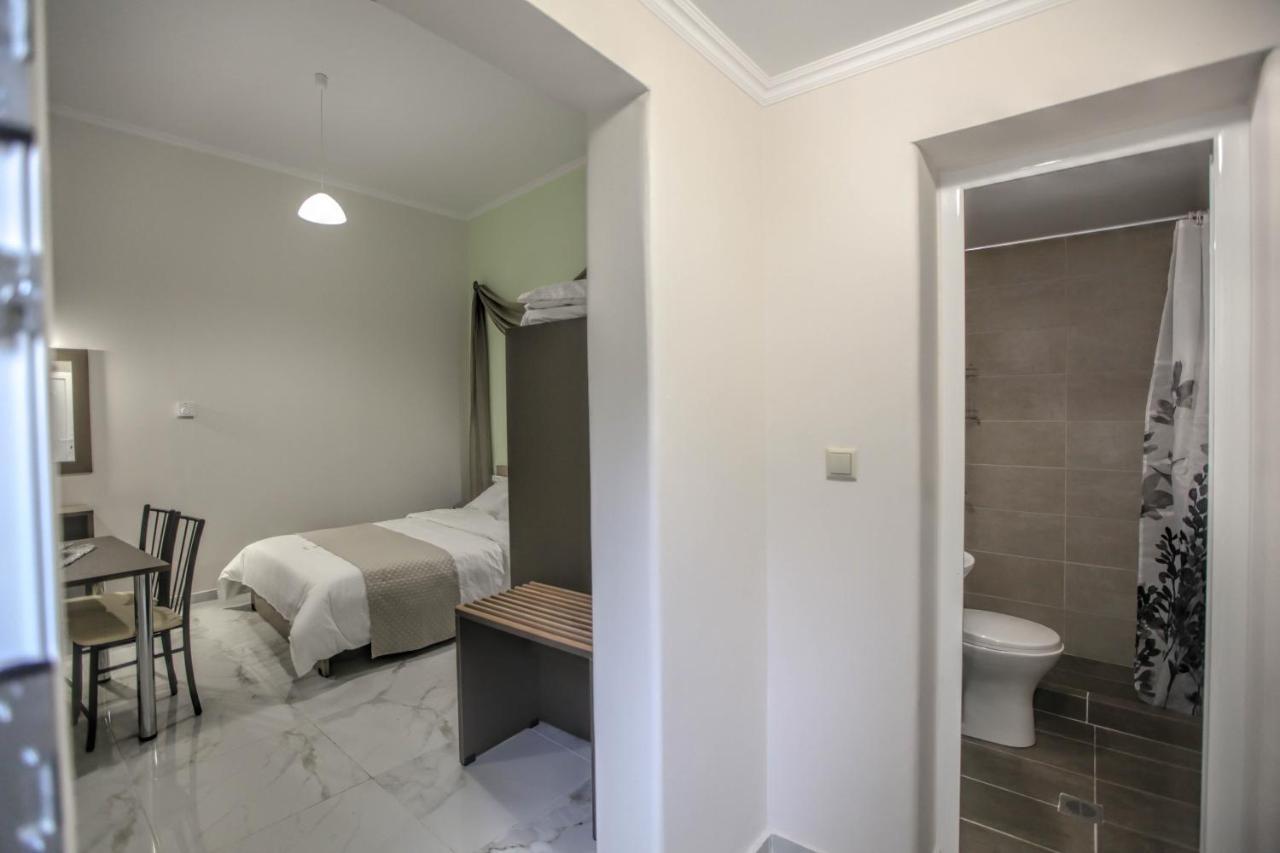 Del Sol #3 Meteora Luxurious Family Suites Kalampáka Buitenkant foto